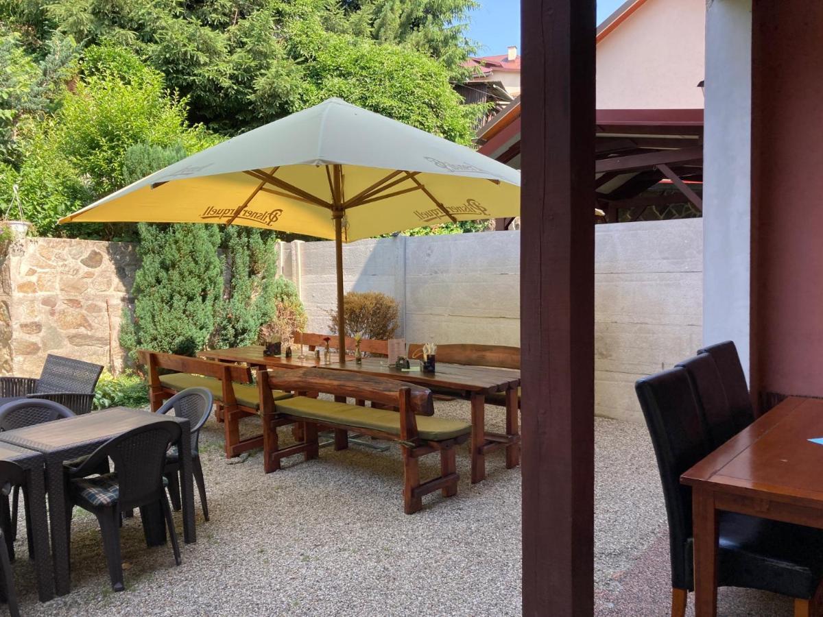 Country House & Restaurant Hronec Esterno foto