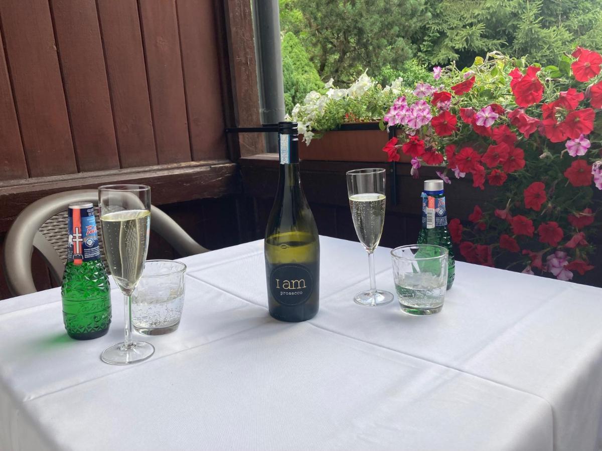 Country House & Restaurant Hronec Esterno foto