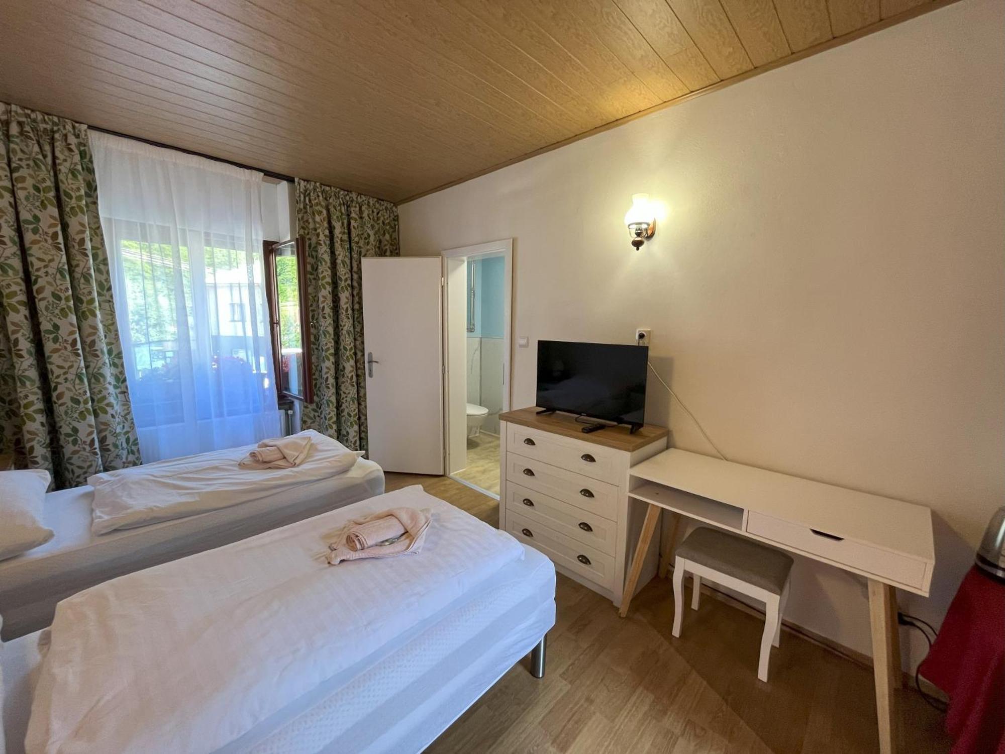 Country House & Restaurant Hronec Esterno foto